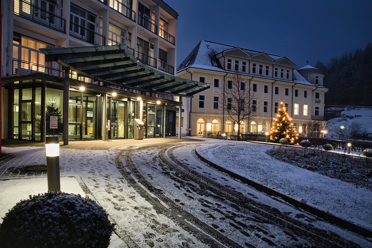 Portola Hotel & Spa